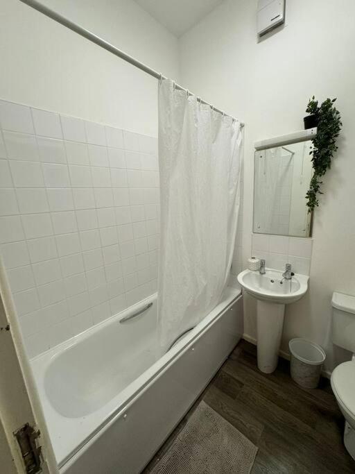 City Center Gem- Flat For 6 In Sheffield Gs404 Esterno foto